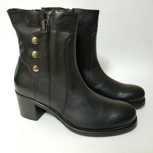 Alberto Fermani Black Leather Ankle Booties